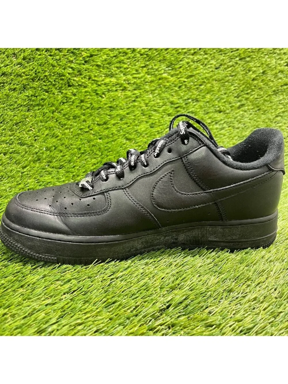 Nike Air Force 1 Low Mens Size 9 Black Athletic Leather Supreme Shoes Sneakers